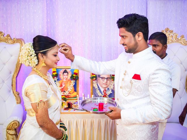 Vrushali and Roshan&apos;s wedding in Mumbai, Maharashtra 19