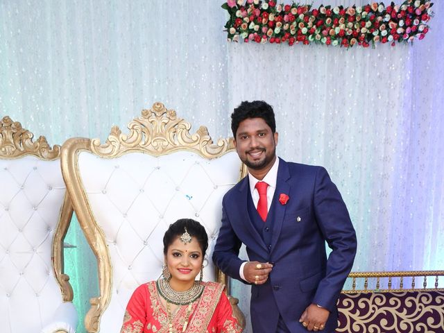 Vrushali and Roshan&apos;s wedding in Mumbai, Maharashtra 25