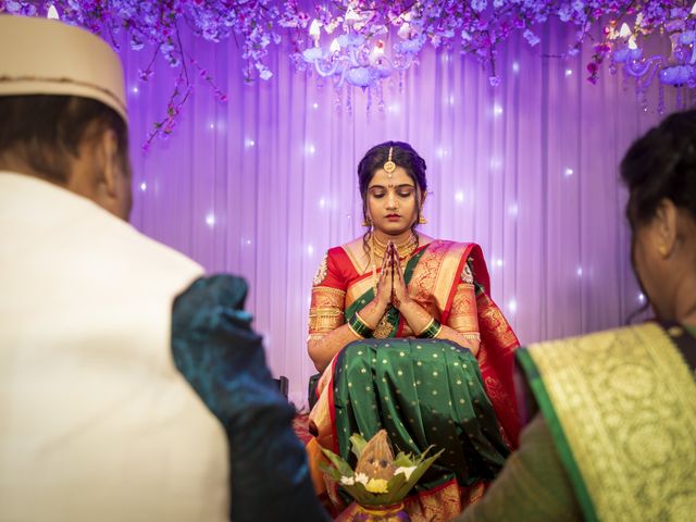 Harshali and Ojas's wedding in Mumbai, Maharashtra 5