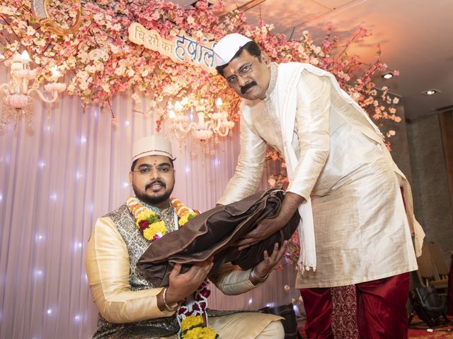 Harshali and Ojas's wedding in Mumbai, Maharashtra 7