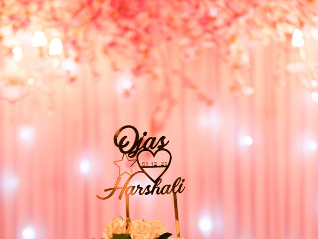 Harshali and Ojas's wedding in Mumbai, Maharashtra 26