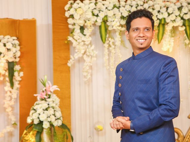 Nikita and Satish&apos;s wedding in Mumbai, Maharashtra 8