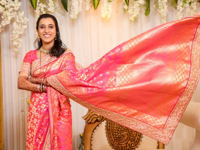 Nikita and Satish&apos;s wedding in Mumbai, Maharashtra 9