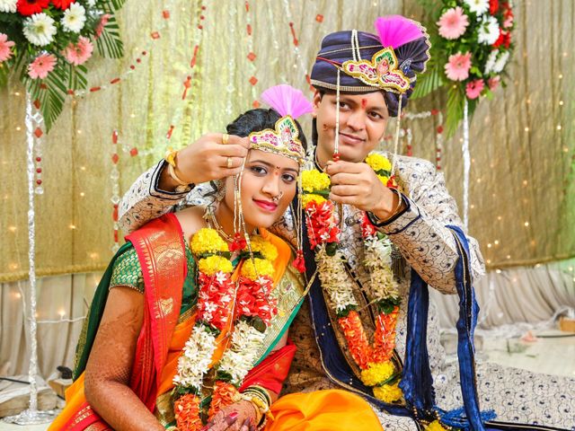 Shrutika and Vivek&apos;s wedding in Mumbai, Maharashtra 16