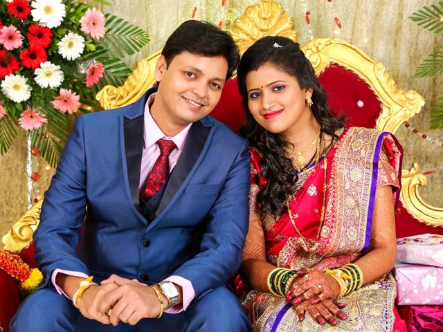 Shrutika and Vivek&apos;s wedding in Mumbai, Maharashtra 8