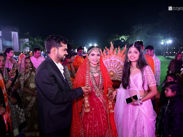 Umesh and jyoti&apos;s wedding in Pune, Maharashtra 10