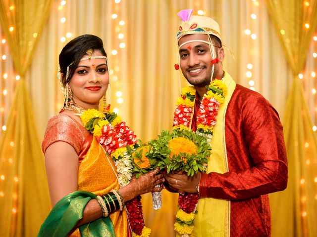 Pooja and Swapnil&apos;s wedding in Mumbai, Maharashtra 20