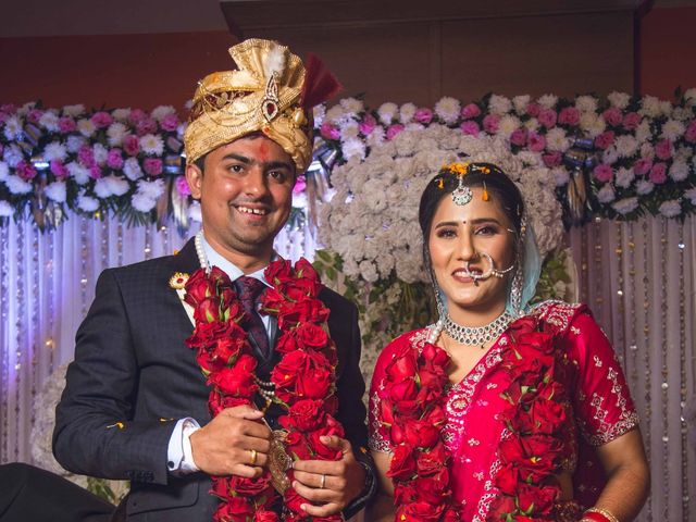 Chetna and Love&apos;s wedding in Ghaziabad, Delhi NCR 34