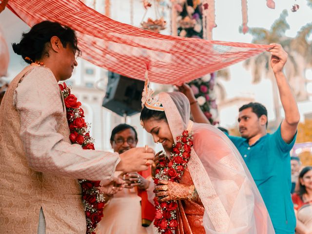 Amrita and Sindhu&apos;s wedding in Kolkata, West Bengal 29