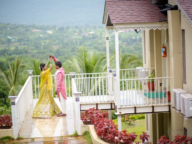 Ketan and Shivani&apos;s wedding in Pune, Maharashtra 12