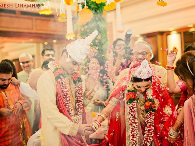 Amrita and Bhisham&apos;s wedding in Mumbai, Maharashtra 73