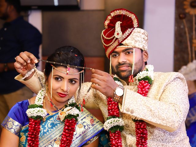 Akanksha and Swapnil's wedding in Mumbai, Maharashtra 10