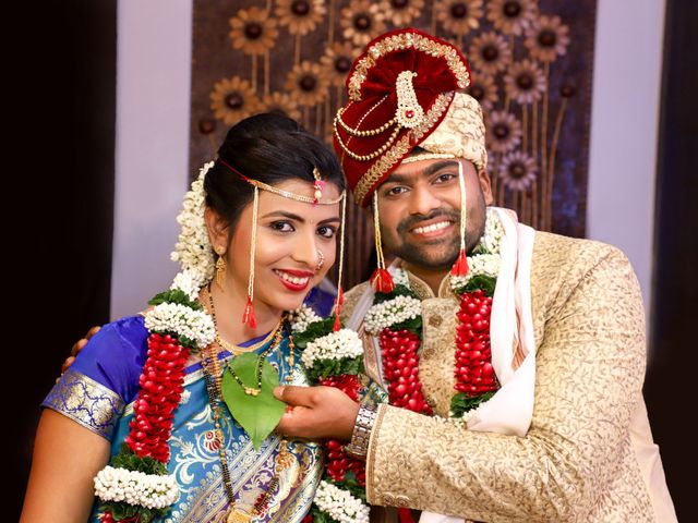 Akanksha and Swapnil's wedding in Mumbai, Maharashtra 11