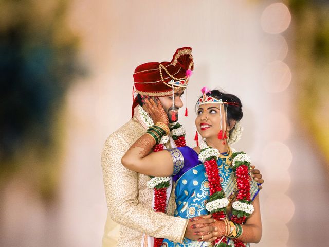 Akanksha and Swapnil's wedding in Mumbai, Maharashtra 15