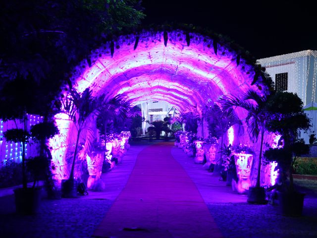 Vivek and Suganya's wedding in Amravati, Maharashtra 35