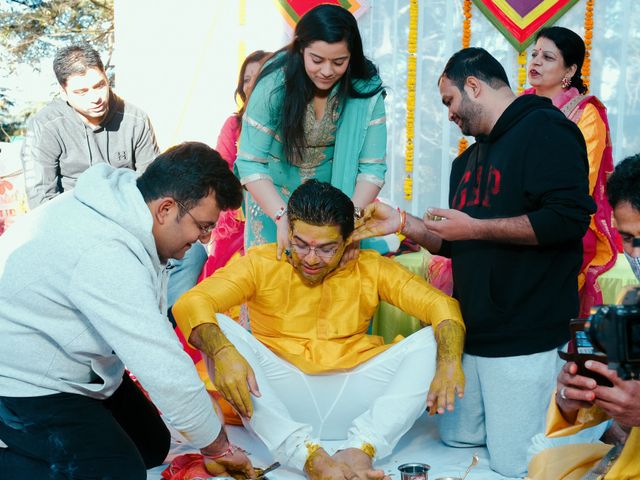 Rahul and Anupama&apos;s wedding in Shimla, Himachal Pradesh 38