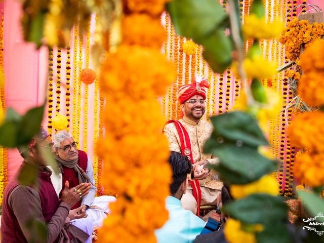 Roli and Sanket&apos;s wedding in Lucknow, Uttar Pradesh 6