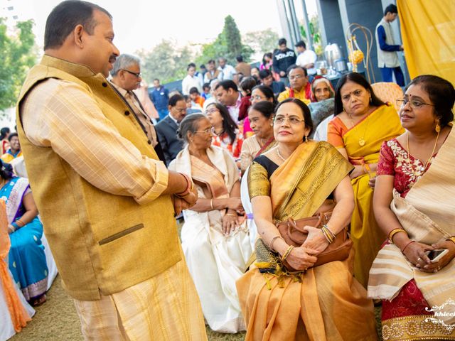 Roli and Sanket&apos;s wedding in Lucknow, Uttar Pradesh 23