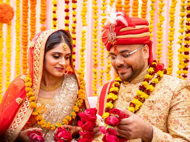 Roli and Sanket&apos;s wedding in Lucknow, Uttar Pradesh 29