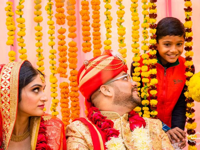 Roli and Sanket&apos;s wedding in Lucknow, Uttar Pradesh 34