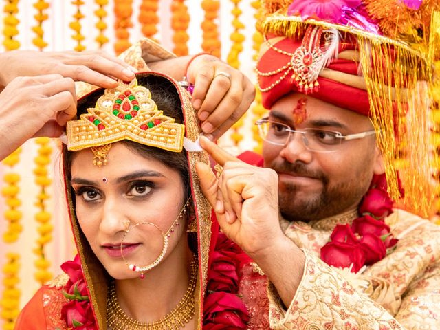 Roli and Sanket&apos;s wedding in Lucknow, Uttar Pradesh 37