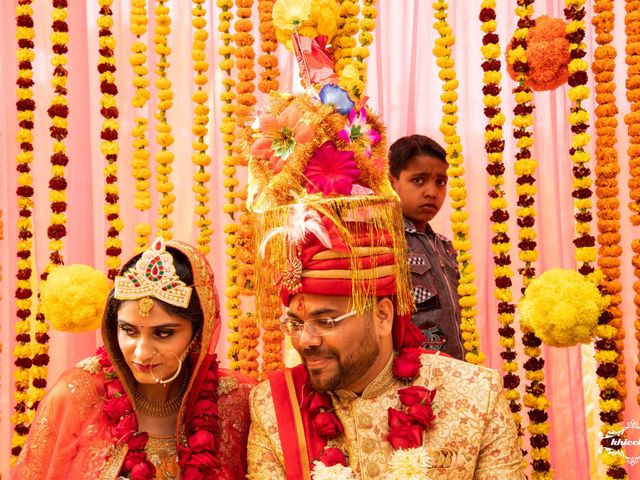 Roli and Sanket&apos;s wedding in Lucknow, Uttar Pradesh 47