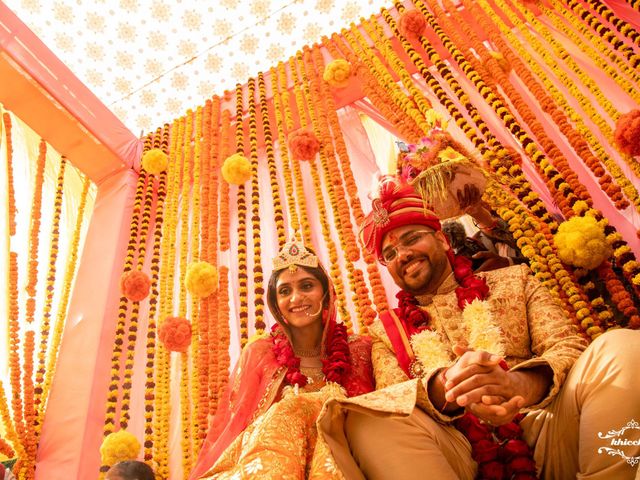 Roli and Sanket&apos;s wedding in Lucknow, Uttar Pradesh 49