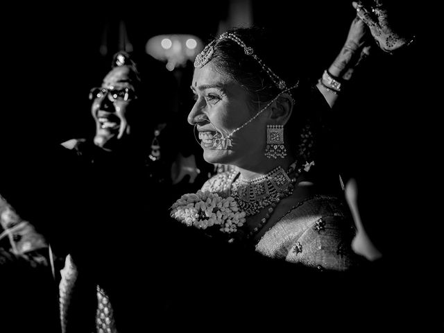 Jhanvi and Rakshit's wedding in Surat, Gujarat 52