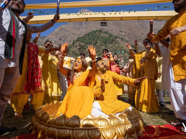 Divya and Tanishq&apos;s wedding in Kullu, Himachal Pradesh 20