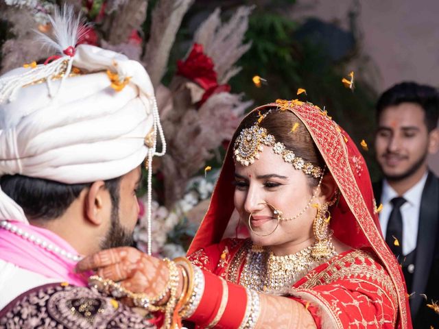 Divya and Tanishq&apos;s wedding in Kullu, Himachal Pradesh 22