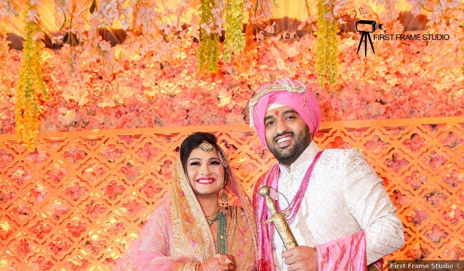 Mohini and Navdeep's wedding in Delhi NCR, Delhi