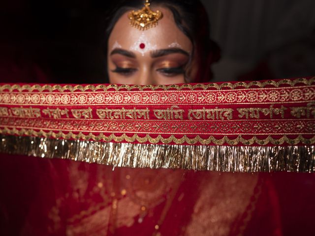 Vidita and Harish&apos;s wedding in Kolkata, West Bengal 12