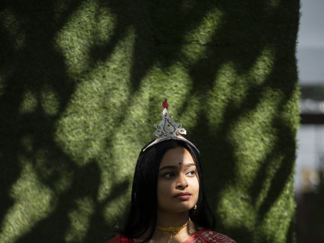 Vidita and Harish&apos;s wedding in Kolkata, West Bengal 74