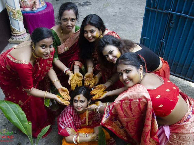 Aindrila and Subhajit&apos;s wedding in Kolkata, West Bengal 13