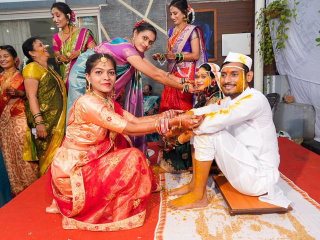 Ganesh and Dhanshree&apos;s wedding in Pune, Maharashtra 21