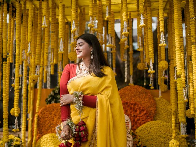 Tejaswini and Saurav&apos;s wedding in Khordha, Odisha 19