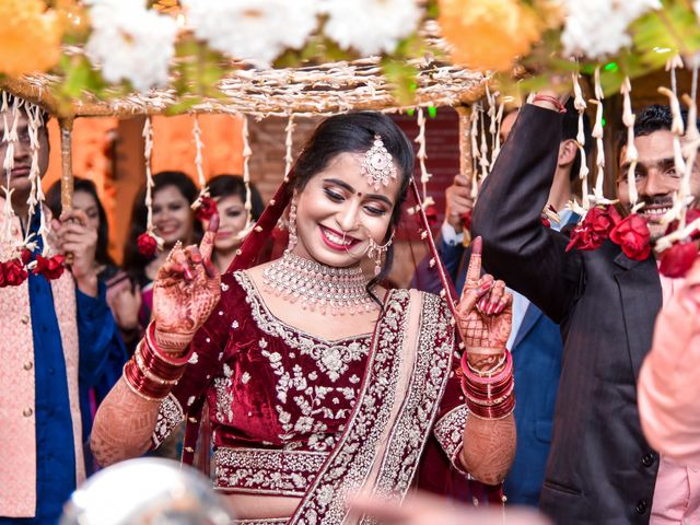 Saumya and Suraj&apos;s wedding in Hazaribagh, Jharkhand 19