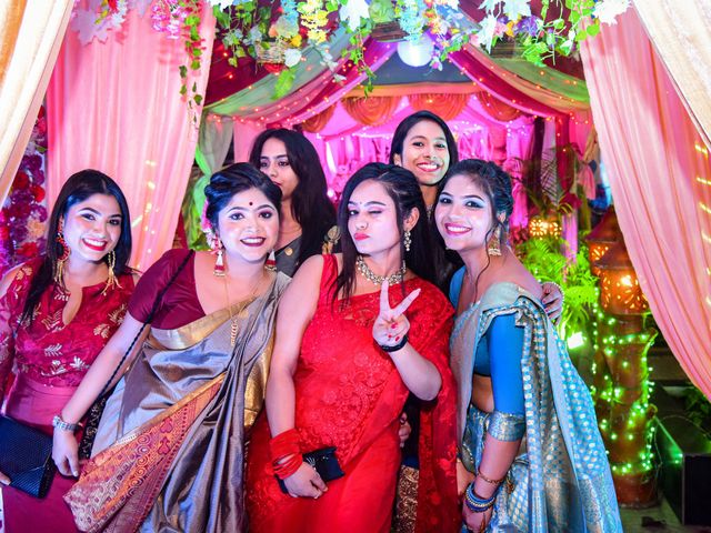 Madhurima and Samaresh&apos;s wedding in Kolkata, West Bengal 12