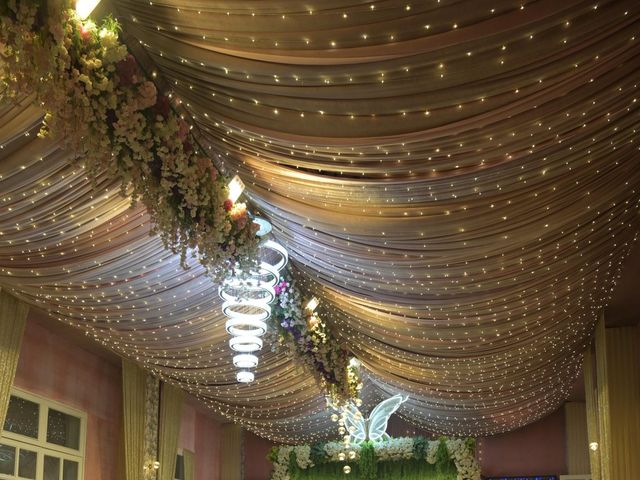 Anjali and Deb's wedding in East Delhi, Delhi NCR 16