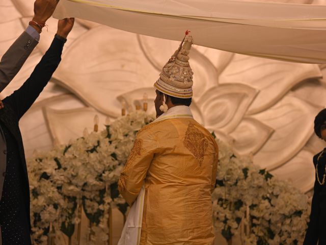 Anjali and Deb's wedding in East Delhi, Delhi NCR 32