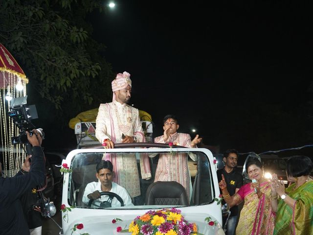 Pooja and Amurtya&apos;s wedding in Ghaziabad, Delhi NCR 17