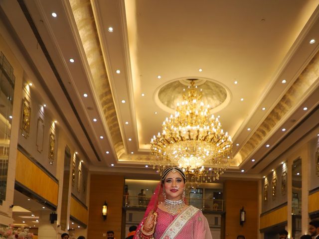 Pooja and Amurtya&apos;s wedding in Ghaziabad, Delhi NCR 20