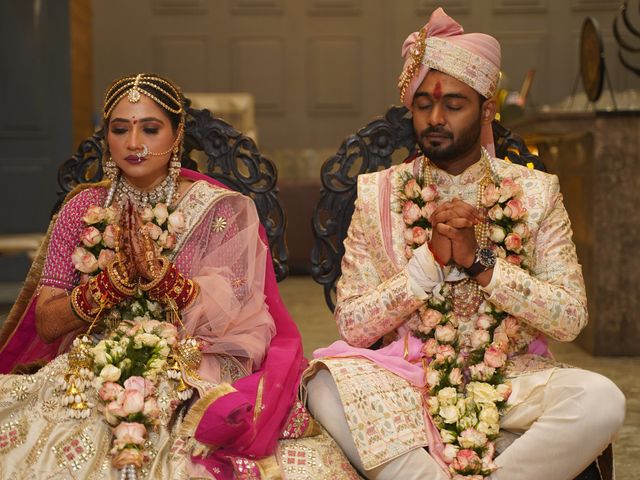 Pooja and Amurtya&apos;s wedding in Ghaziabad, Delhi NCR 27