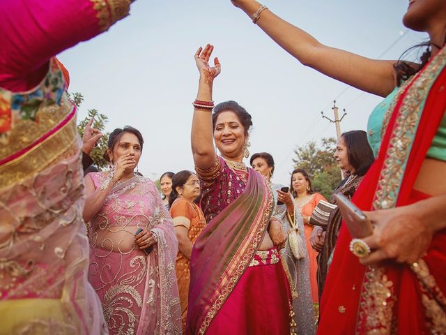 Anushree and Rishabh's wedding in Faridabad, Delhi NCR 38