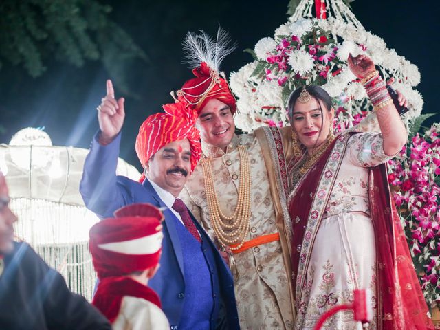 Isha and Vaibhav&apos;s wedding in Noida, Delhi NCR 30
