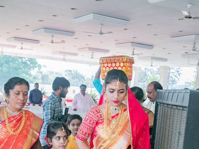 Anuroopa and Sandeep&apos;s wedding in Hyderabad, Telangana 9