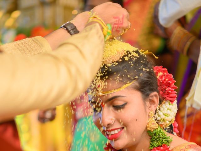 Anuroopa and Sandeep&apos;s wedding in Hyderabad, Telangana 28