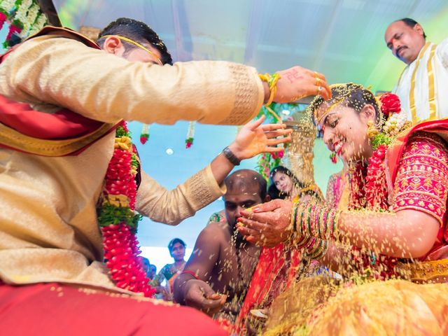 Anuroopa and Sandeep&apos;s wedding in Hyderabad, Telangana 43