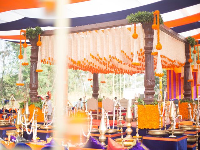 Anuraddha and Gaurav&apos;s wedding in Raigad, Maharashtra 4