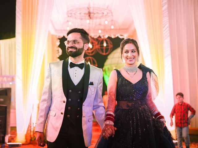 Tarun and Komal&apos;s wedding in Lucknow, Uttar Pradesh 11